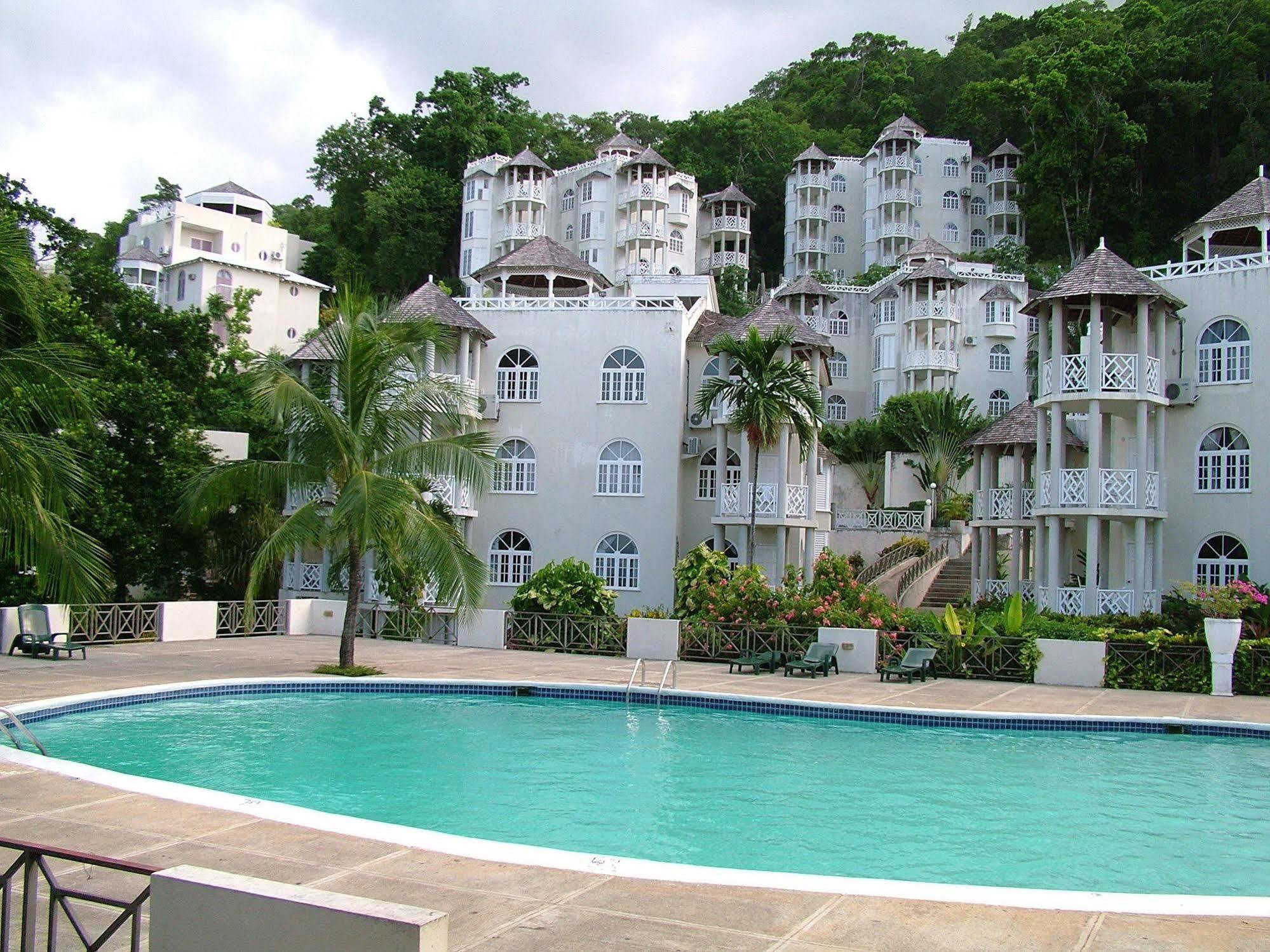 Skycastles Condominiums Ocho Ríos Facilités photo